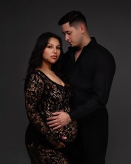 Color o Blanco y Negro? 📍 Maternity photoshoot in New Jersey & New York
📸 Govis Photography | Maternity & Newborn Photographer
#MaternityPhotography #MaternityPhotoshoot #NJPhotographer #NYPhotographer #MaternitySession #PregnancyPhotos #MaternityStudio #MaternityPhotographyNJ #MaternityPhotographyNY #NewJerseyMaternityPhotographer #NewYorkMaternityPhotographer #GovisPhotography